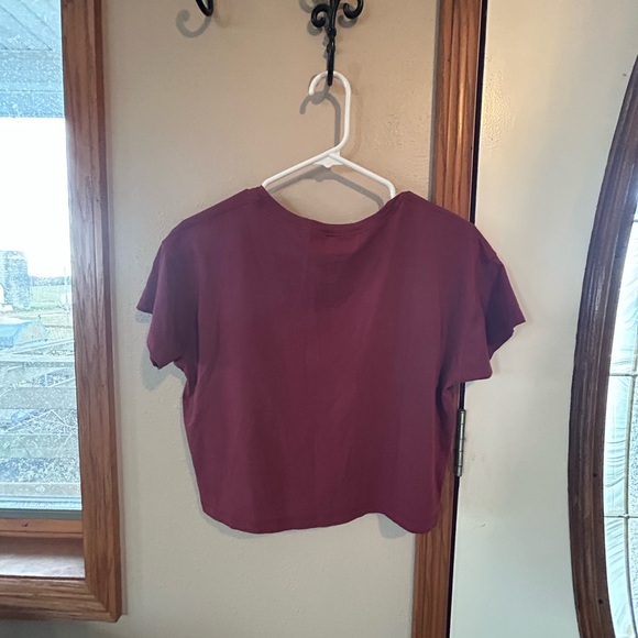 🤍Lululemon Women's Burgundy Cates Tee - Picture 3 of 5
